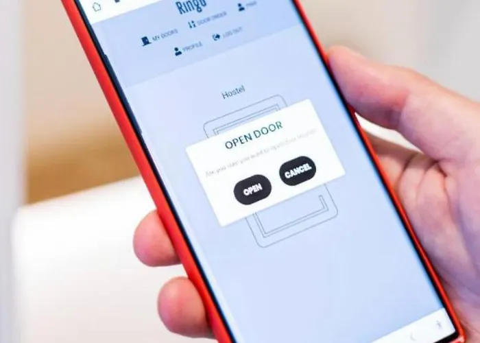 Bright 2-Bed Apartment Free Wifi And Walk To Old Town